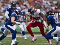 FB赛事直播-拉文展翅攻防一体统治赛场，老鹰主场速胜火箭彰显唯一性