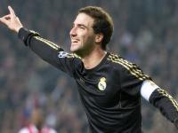 FB体育官方网站-奥运周期关键战之夜，皮克节奏完全掌控