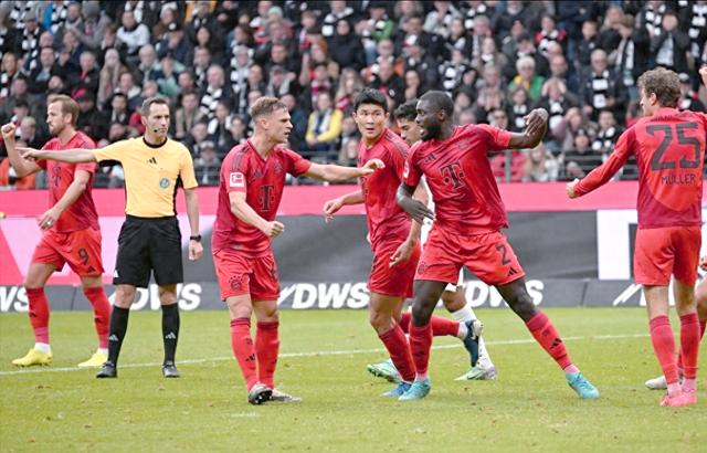 拜仁主场轻取法兰克福,德甲榜首稳坐宝座的简单介绍 拜仁主场轻取法兰克福,德甲榜首稳坐宝座的简单介绍