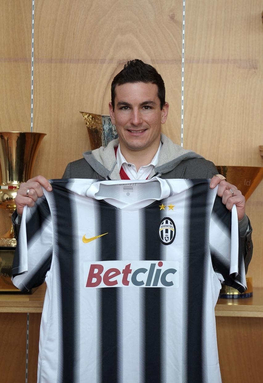 包含弗洛西诺内球员表现出色,受到赞誉的词条 包含弗洛西诺内球员表现出色,受到赞誉的词条