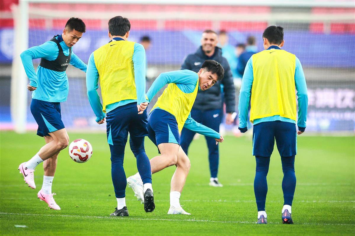 武汉三镇主场告捷，继续保持良好状态的简单介绍