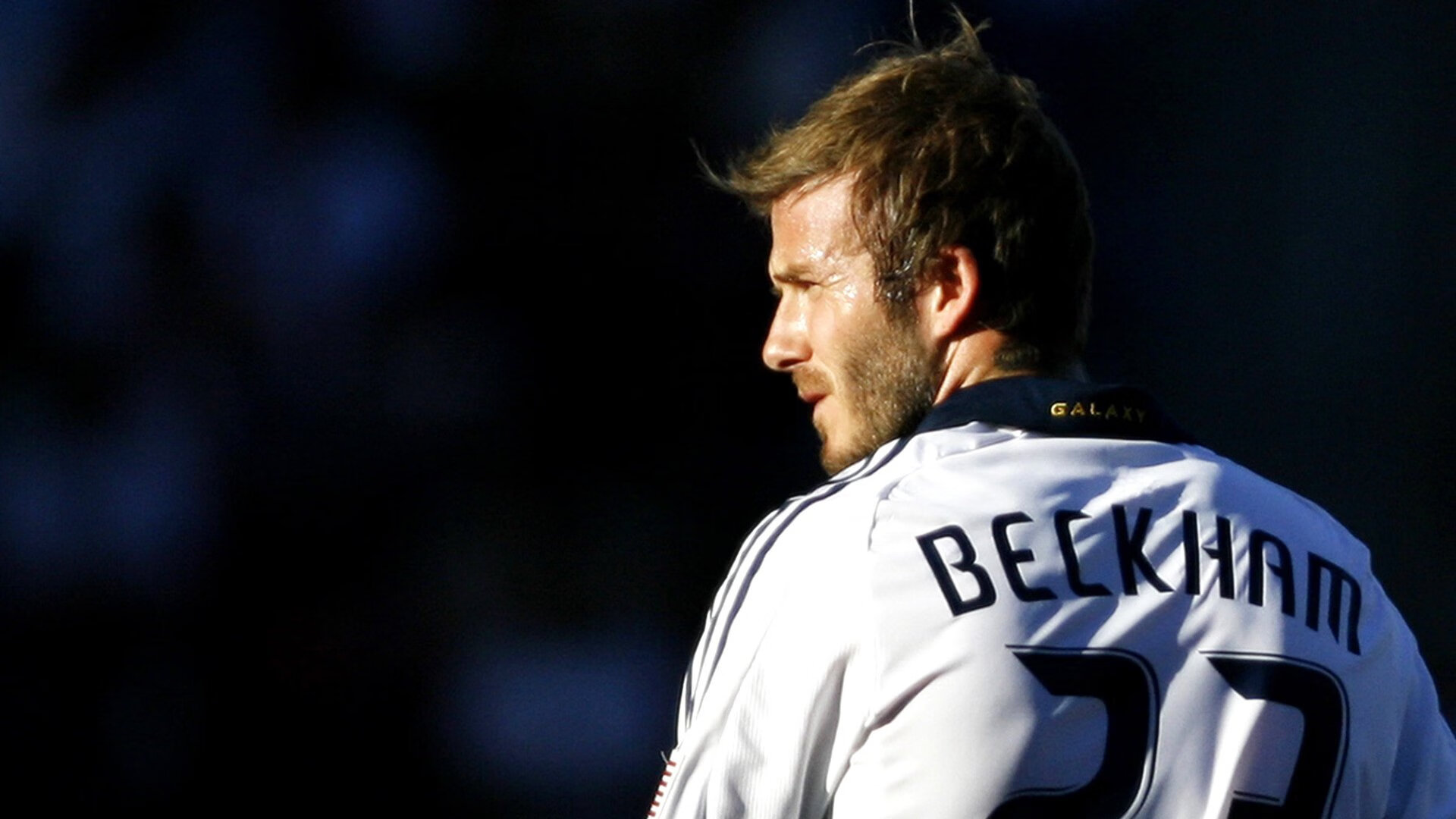 独行侠轻取上海队，王哲林状态火热成全场焦点